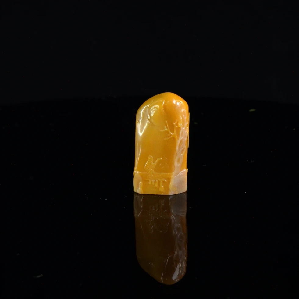 Lot.45.寿山田黄访友印章22.9克2.2x1.2x4.2cm，2TK