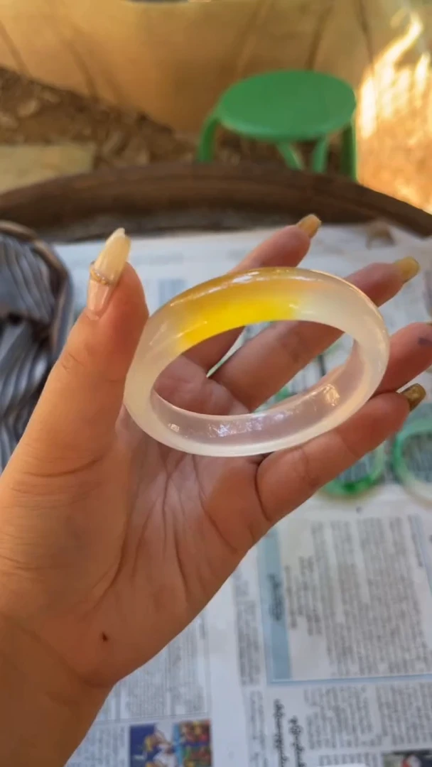 非金属珐琅?*给钰缅手镯甄选