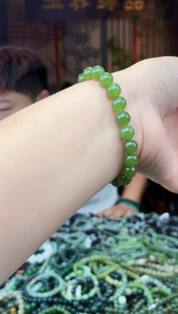 和田玉未镶嵌颈饰拍一发一