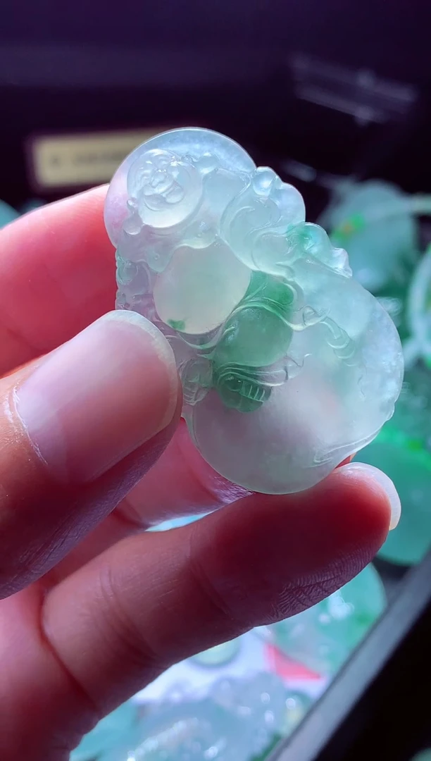 未镶嵌定制翡翠银**?翡翠毛货定制