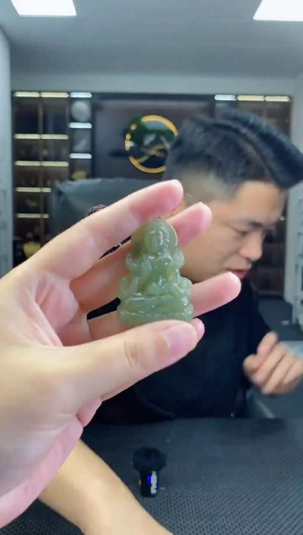 和田玉未镶嵌颈饰飘带观音清货3