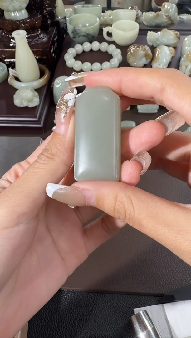 吊坠(不含链)未镶嵌和田玉4