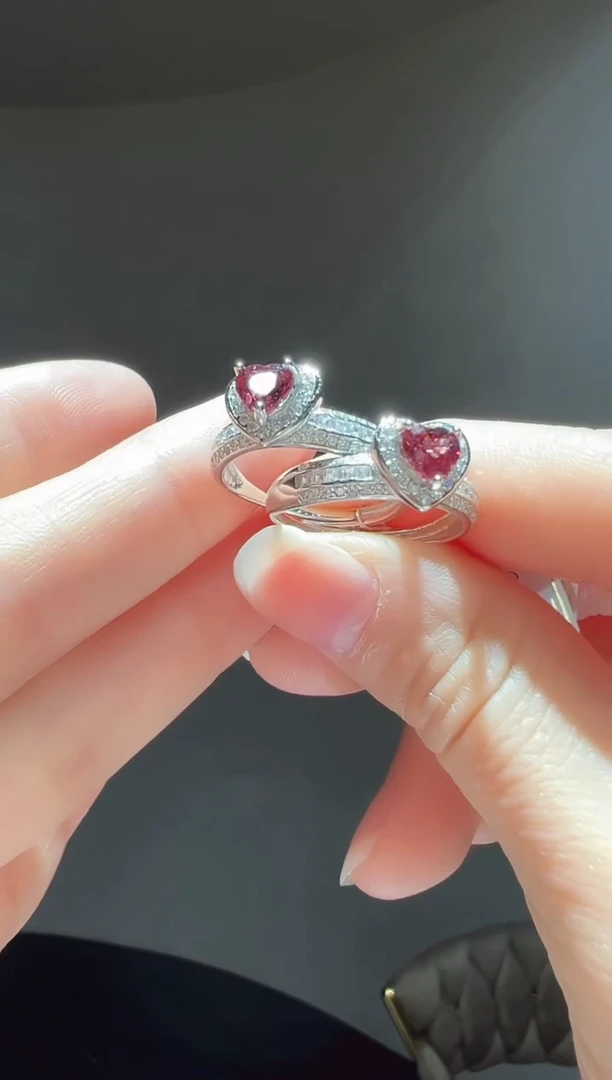 【闪购商品】石榴石戒指银S925镶嵌15】多样性发其一