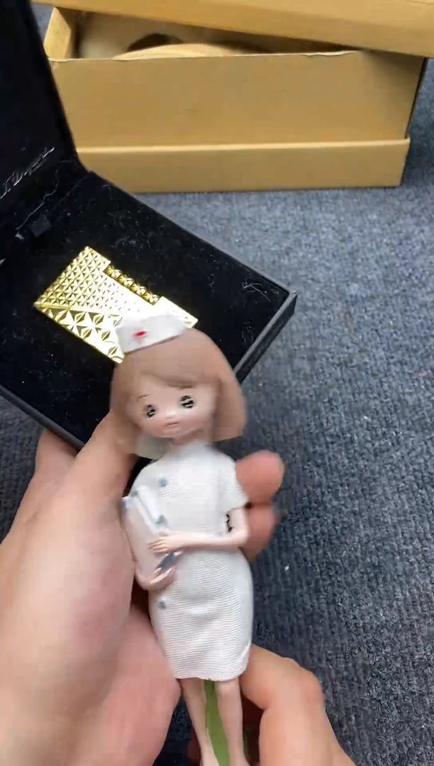 瓷片如图所示 平安高端礼品