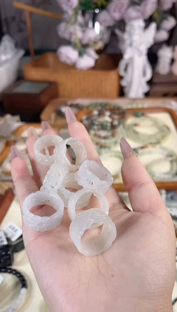 未镶嵌戒指和田玉12--22备注圈口多样性发其一