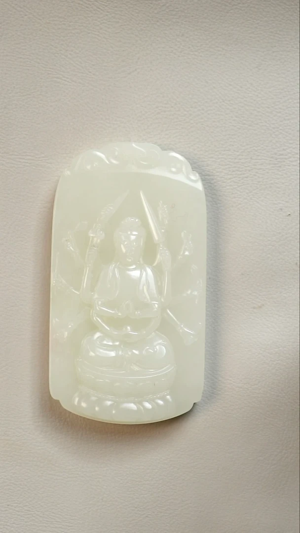 未镶嵌和田玉挂件千手观音