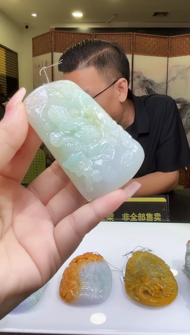 未镶嵌定制翡翠17/0911/C/人物