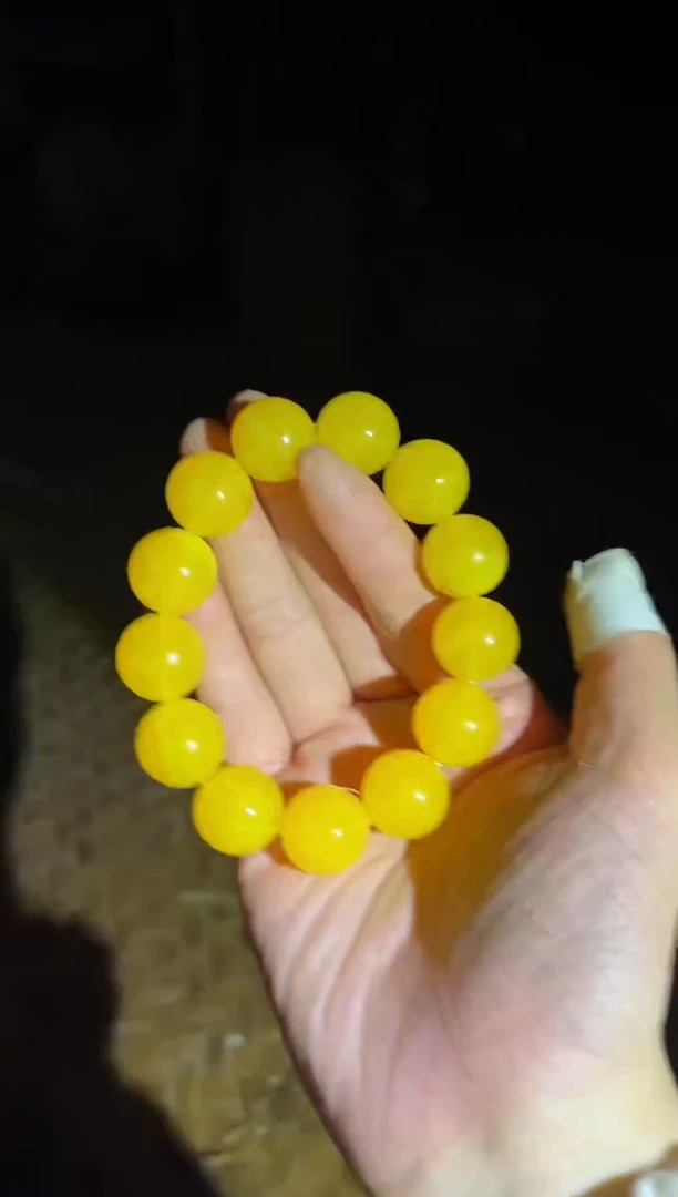 【闪购商品】蜜蜡手链未镶嵌10财财财财财财财财财