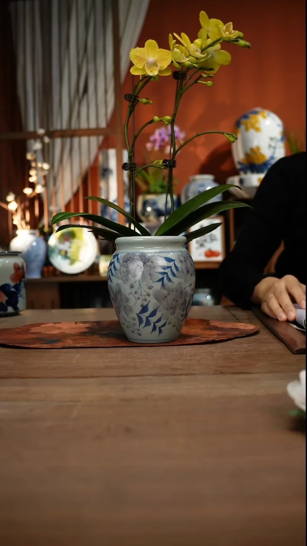 当代高温釉下彩手绘陶瓷餐具