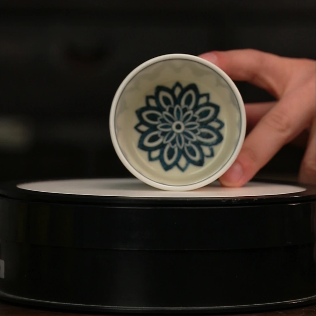 12.30a/m400c22/甫生雅集/青花内绘直筒杯