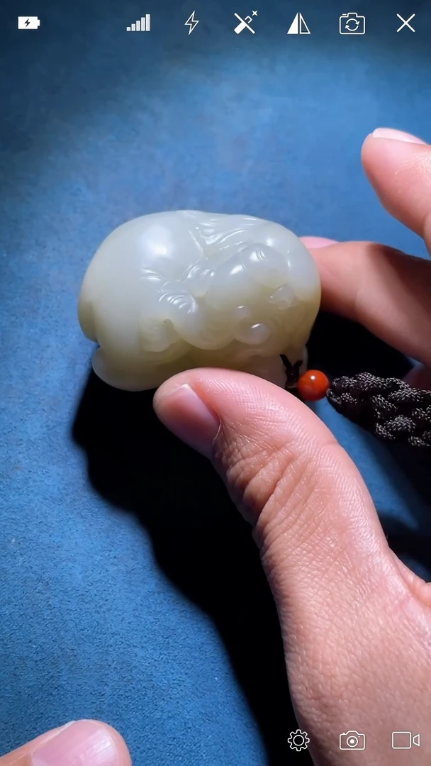 未镶嵌和田玉把件吉象 LL