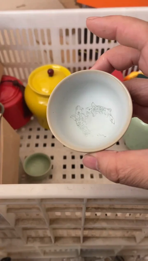 杯子瓷无运费险有瑕疵的摄影的产品有使用过的痕迹有点脏介意勿拍