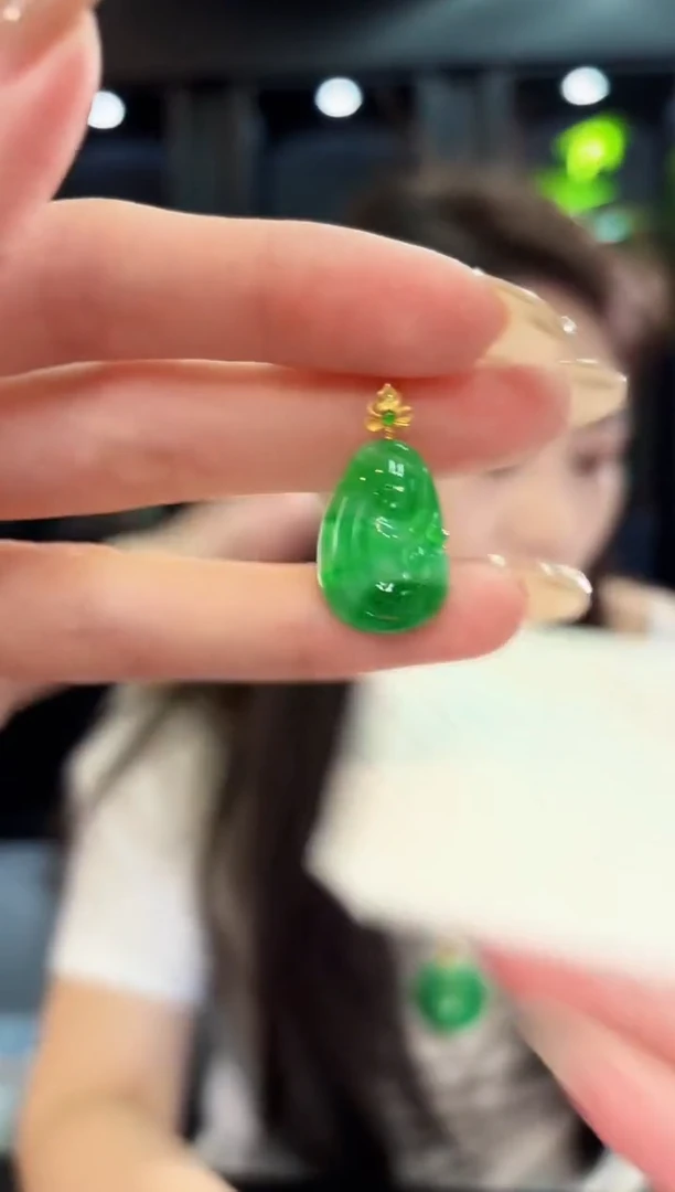 翡翠18K金镶嵌吊坠(不含链) 缅料A货/支持复检/一件
