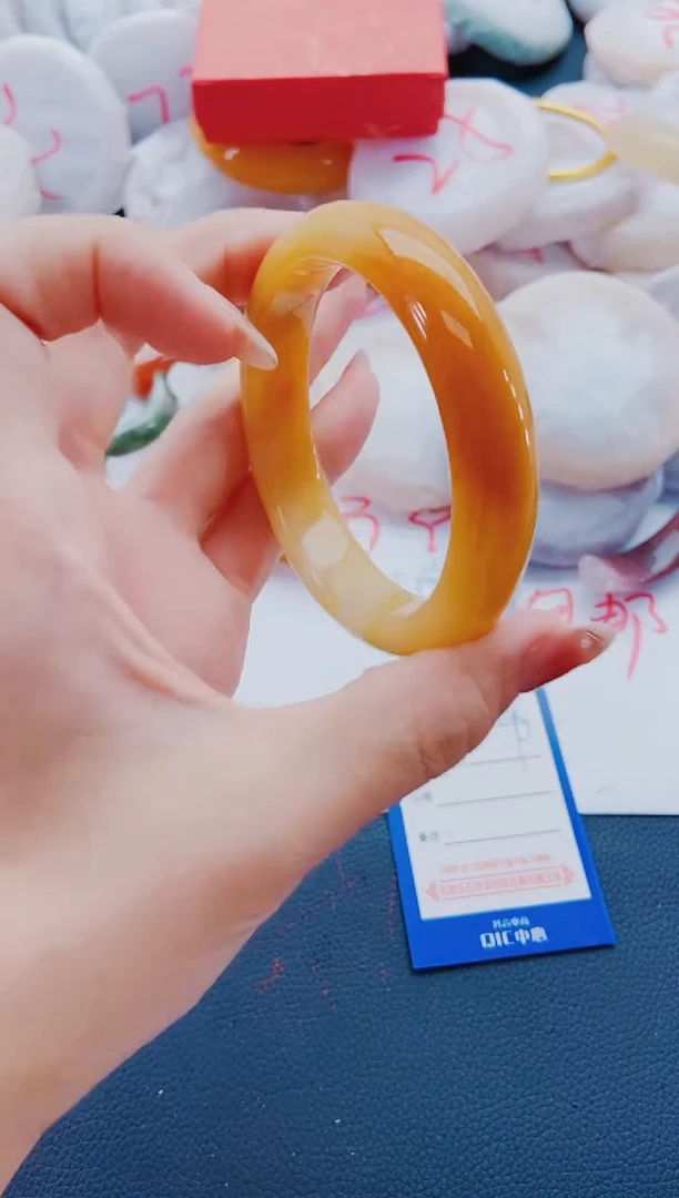 未镶嵌手镯石英质玉M218-59-60