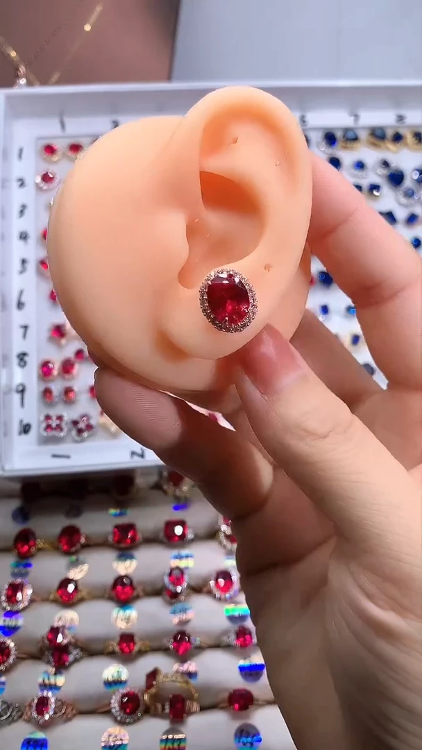 【闪购商品】红宝石耳饰银S925镶嵌玫瑰金8.10