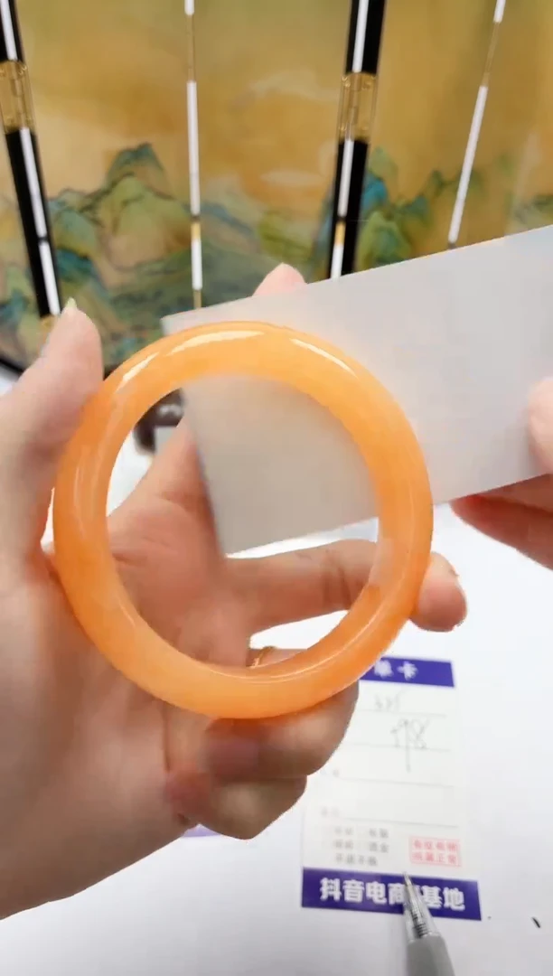 石英质玉手镯未镶嵌325/59.8