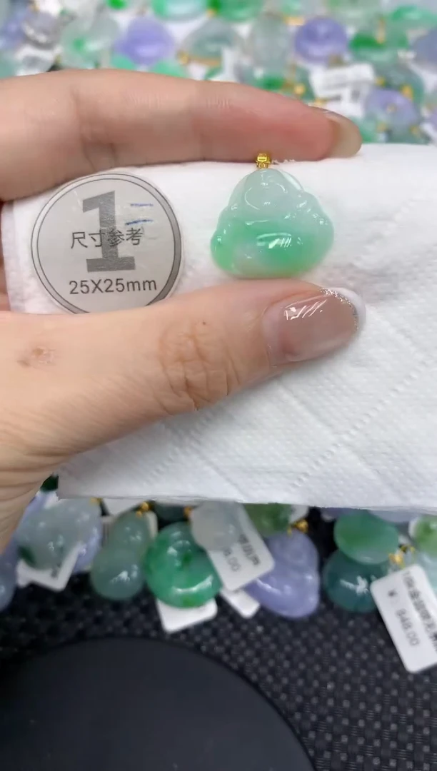 颈饰18K金镶嵌翡翠111111111