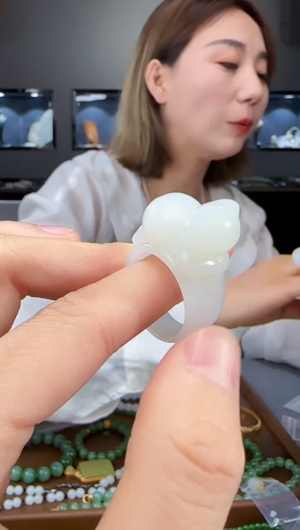 和田玉戒指未镶嵌1