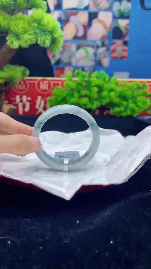 【闪购商品】翡翠手镯未镶嵌手镯15