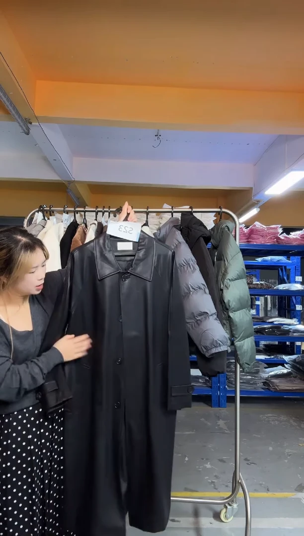 S23黑色皮衣大衣外套