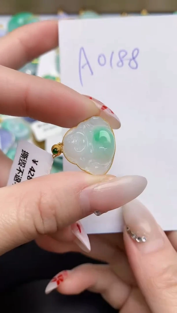 【闪购商品】翡翠颈饰18K金镶嵌00000000000