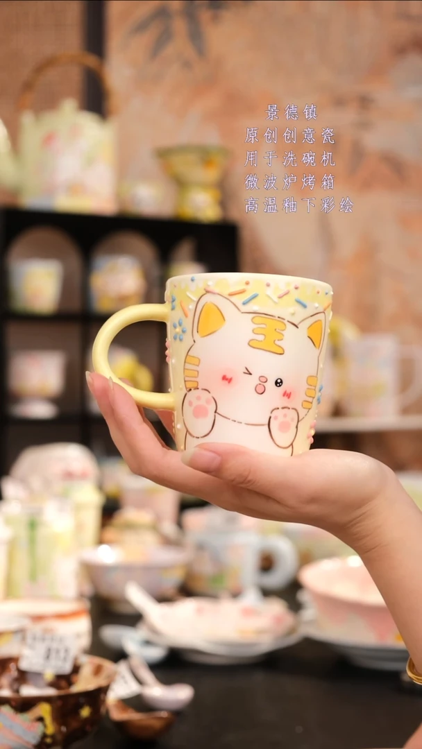 摆件景德镇手工手绘设计师款