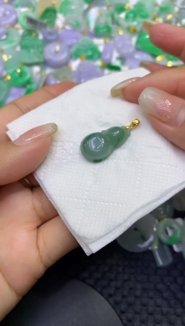 颈饰未镶嵌翡翠天然缅甸A货翡翠