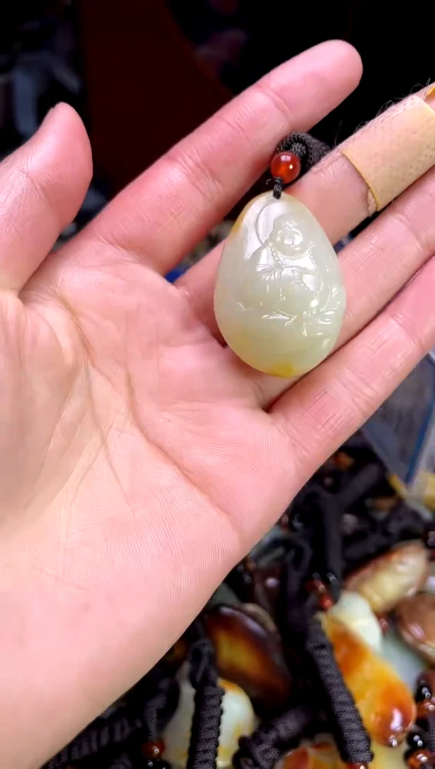 【闪购商品】和田玉颈饰未镶嵌1