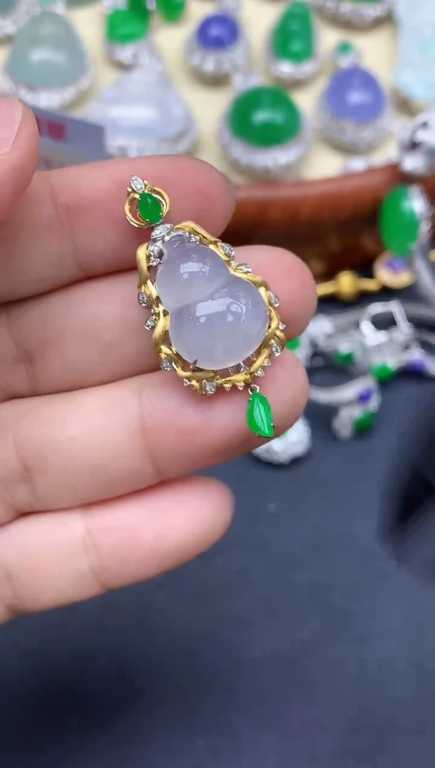 颈饰18K金镶嵌翡翠482-中国好珍宝