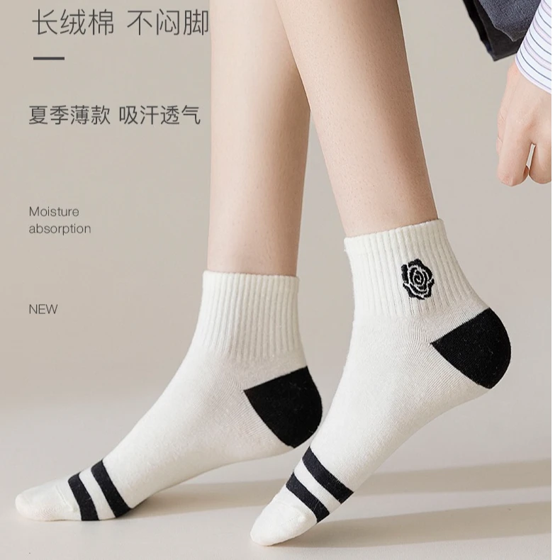 女刺绣纯色耐穿短袜透气秋冬防臭棉袜子