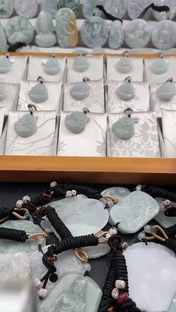 颈饰未镶嵌翡翠26/01/03/55小佛公多样性发其一