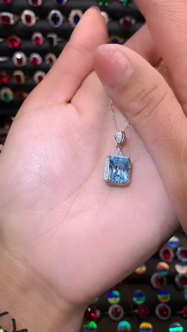 【闪购商品】海蓝宝石吊坠(赠链)银S925镶嵌1