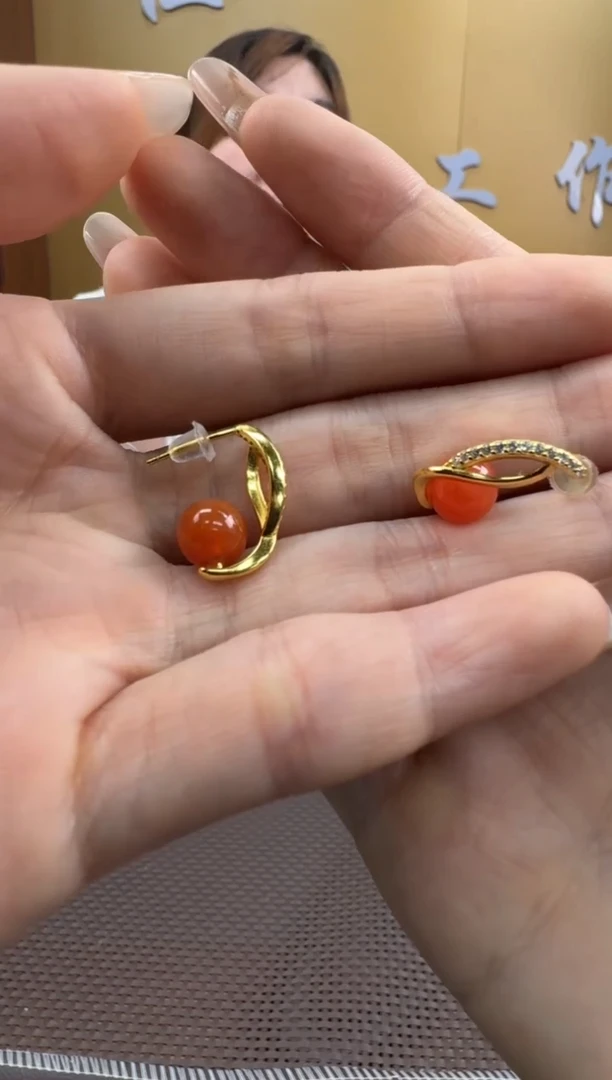 【闪购商品】玛瑙/玉髓耳饰未镶嵌一对