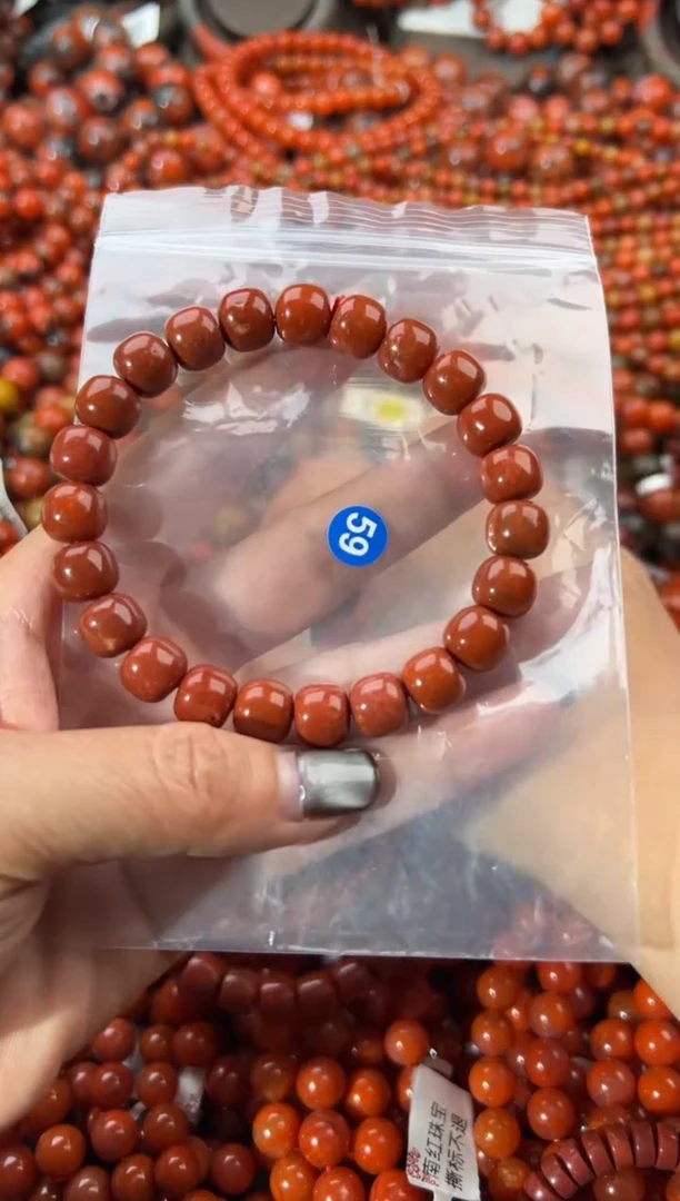 未镶嵌手串南红玛瑙1