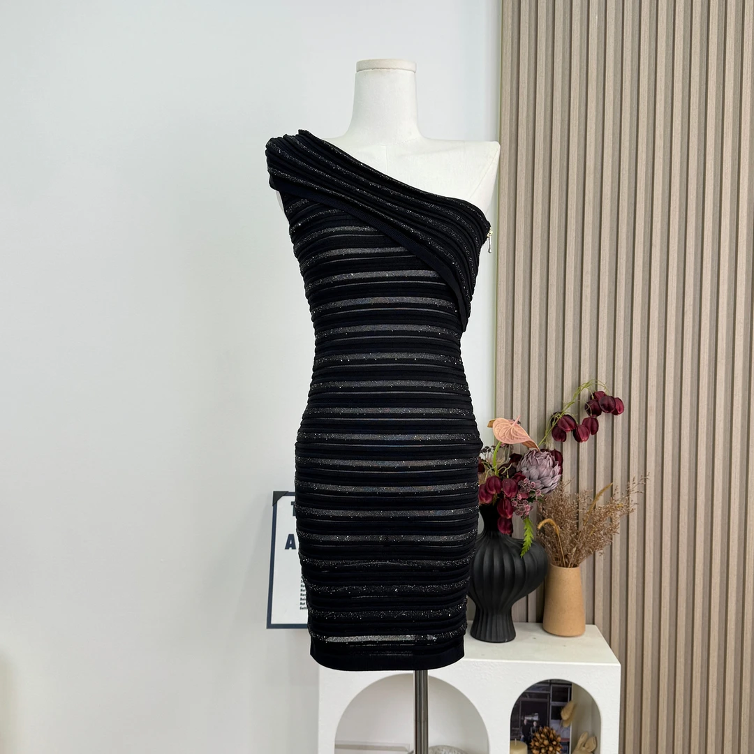 气质侧拉链镂空亮片细闪重工设计单肩针织连衣裙女时尚显瘦裙子