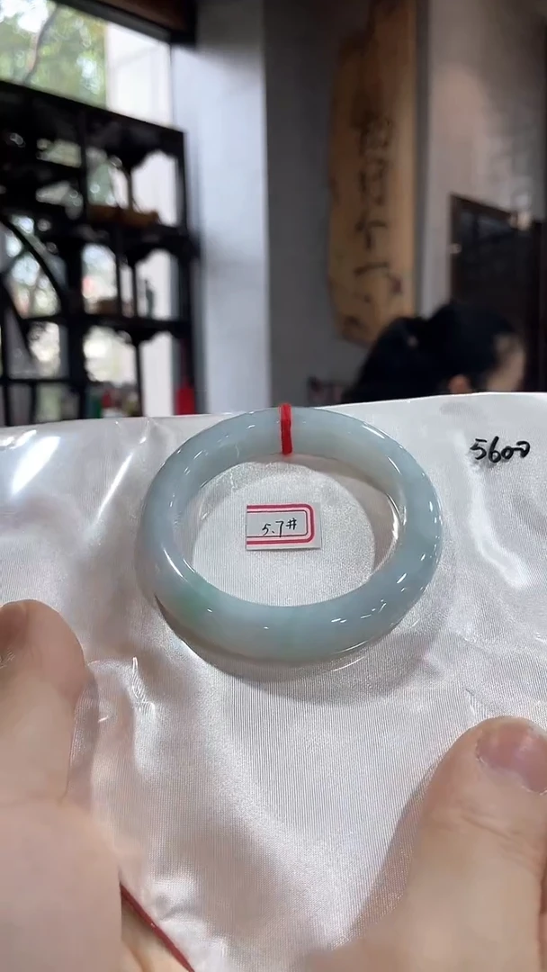 未镶嵌手镯翡翠57
