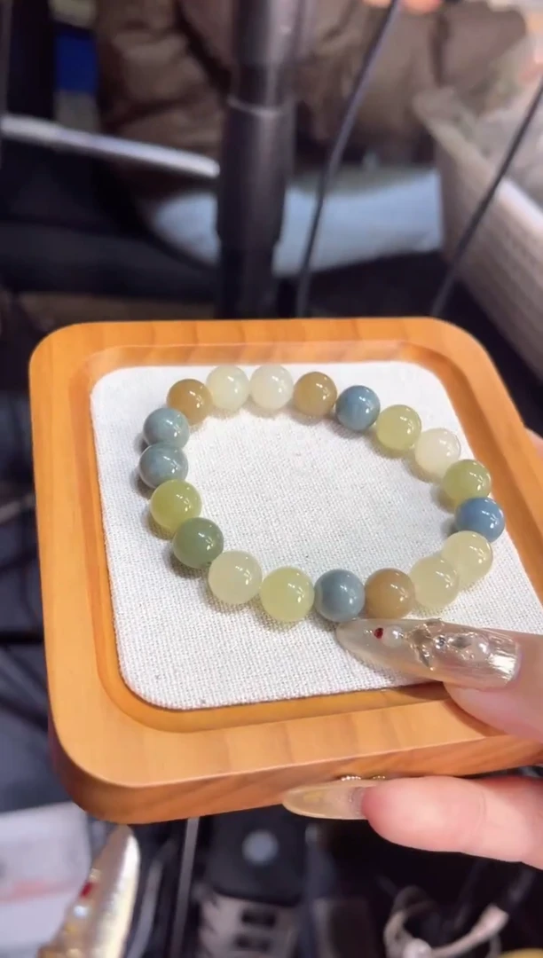 未镶嵌手链和田玉多样性发其一孤品默认微瑕