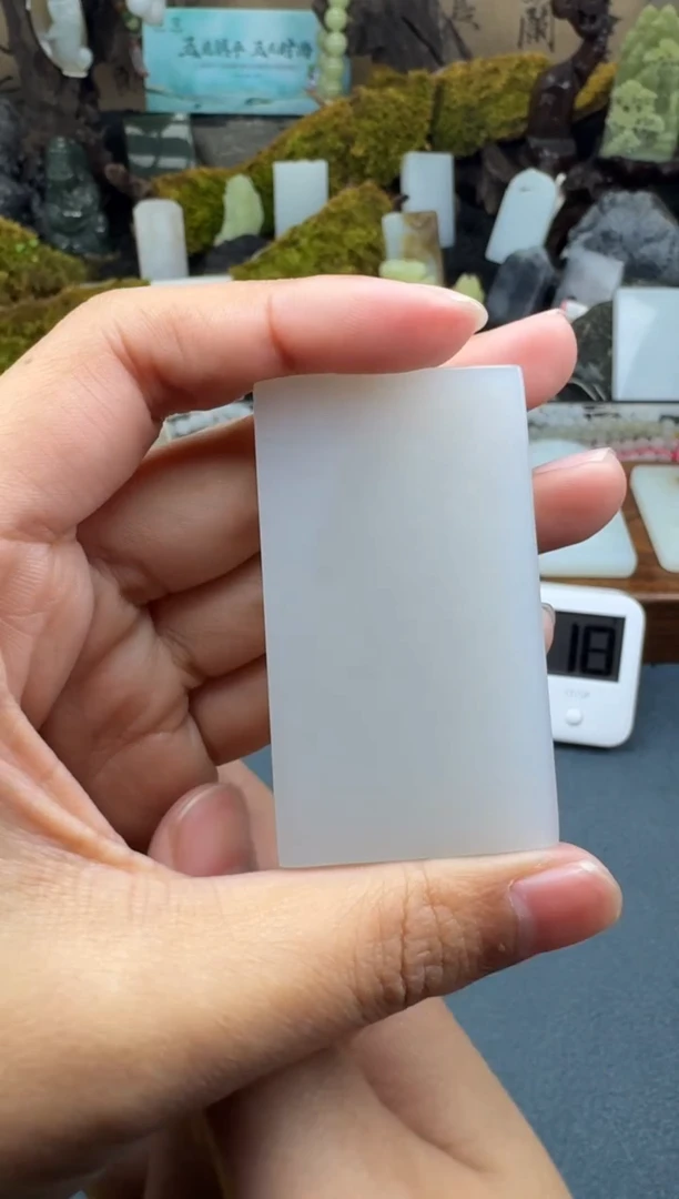 【闪购商品】和田玉颈饰未镶嵌菲菲