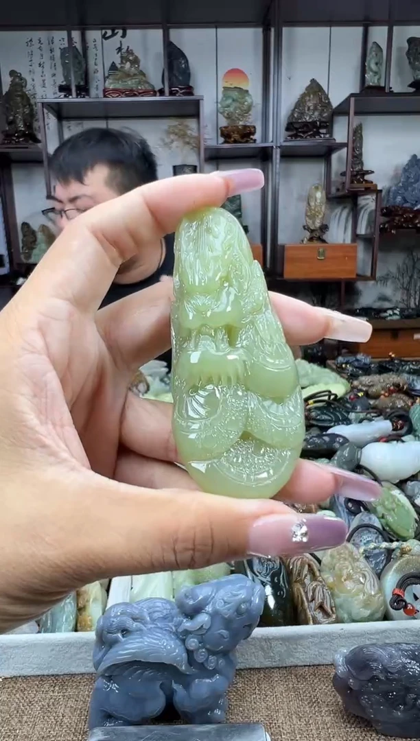 未镶嵌和田玉把件1