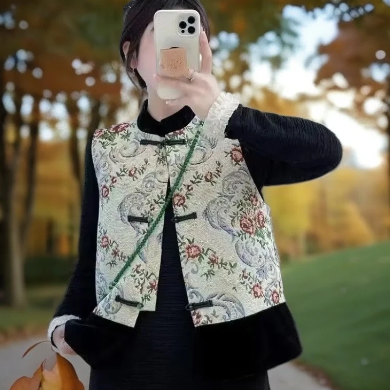 新中式国风复古马甲背心2025春秋季新款盘扣妈妈百搭上衣外套