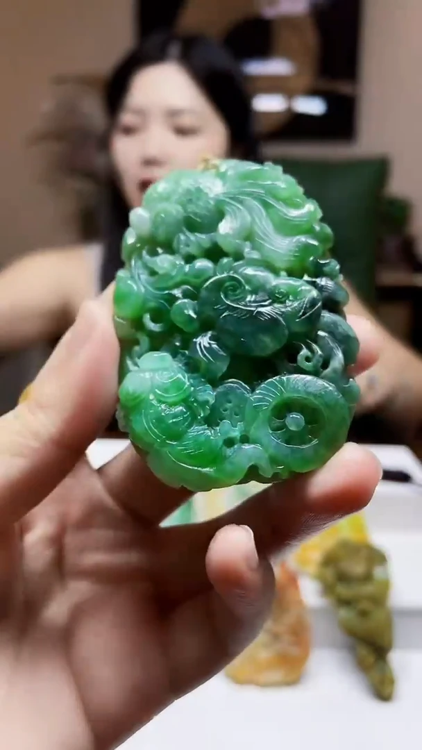 未镶嵌定制翡翠吊坠156
