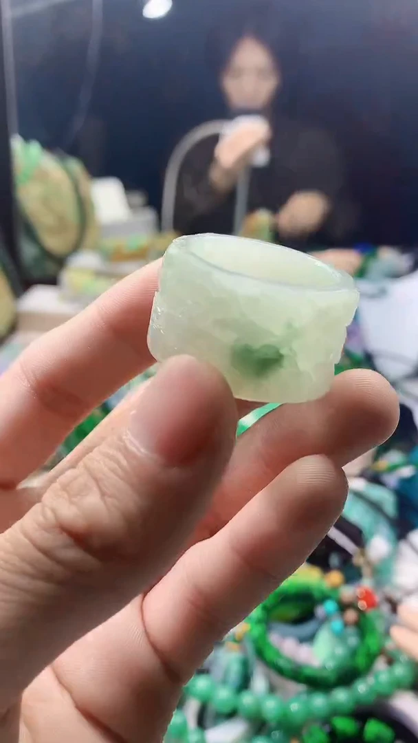 颈饰未镶嵌翡翠天然缅甸a货翡翠23.3