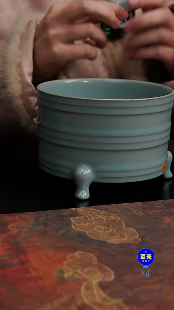 摆件瓷瑕品清凉寺原矿釉三足樽（中）134