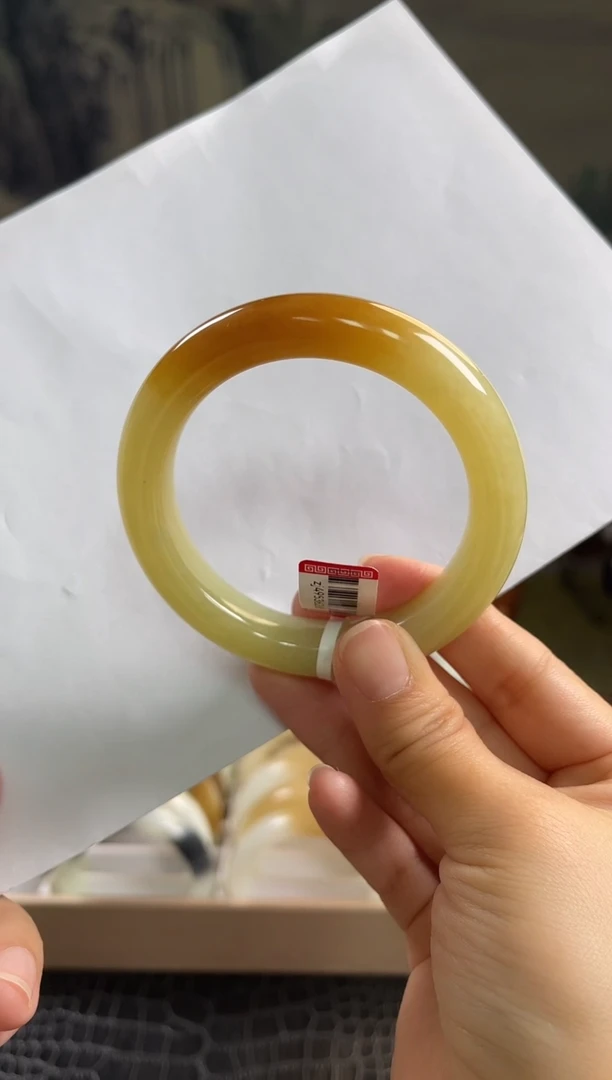 未镶嵌手镯和田玉6268