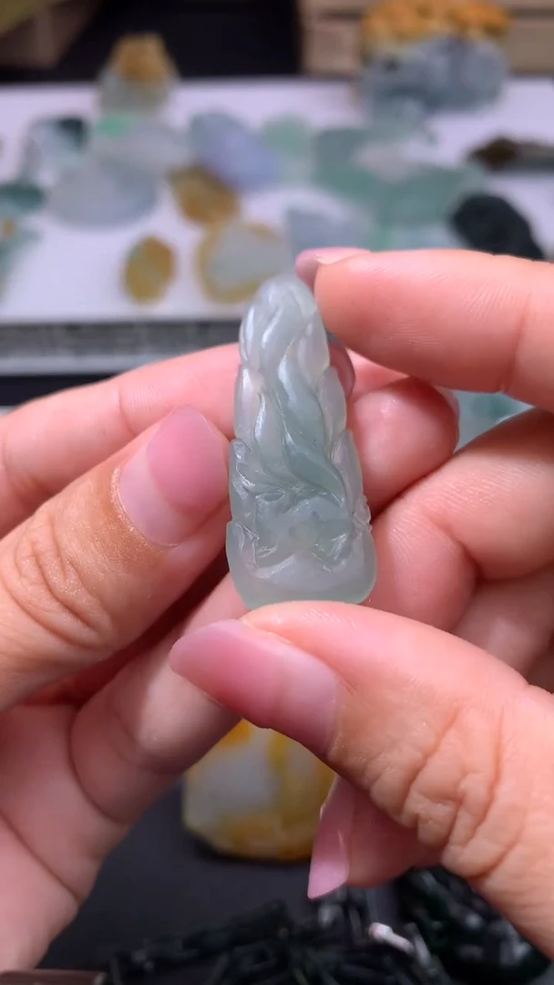 定制翡翠未镶嵌