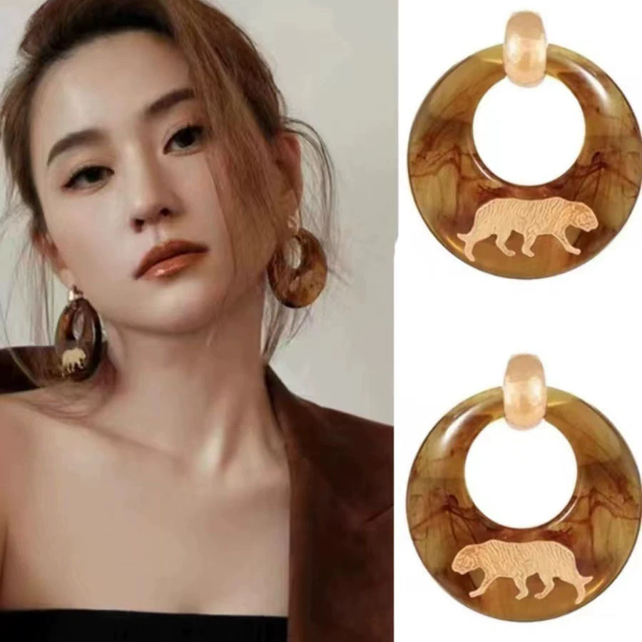 合金耳饰 何超莲同款圆圈耳环欧美复古轻奢高级感气质百搭耳钉女