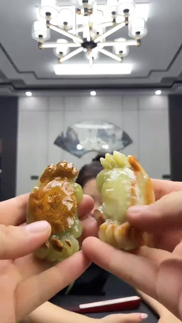 透闪石质玉未镶嵌挂件螃蟹多样性发货任意一件