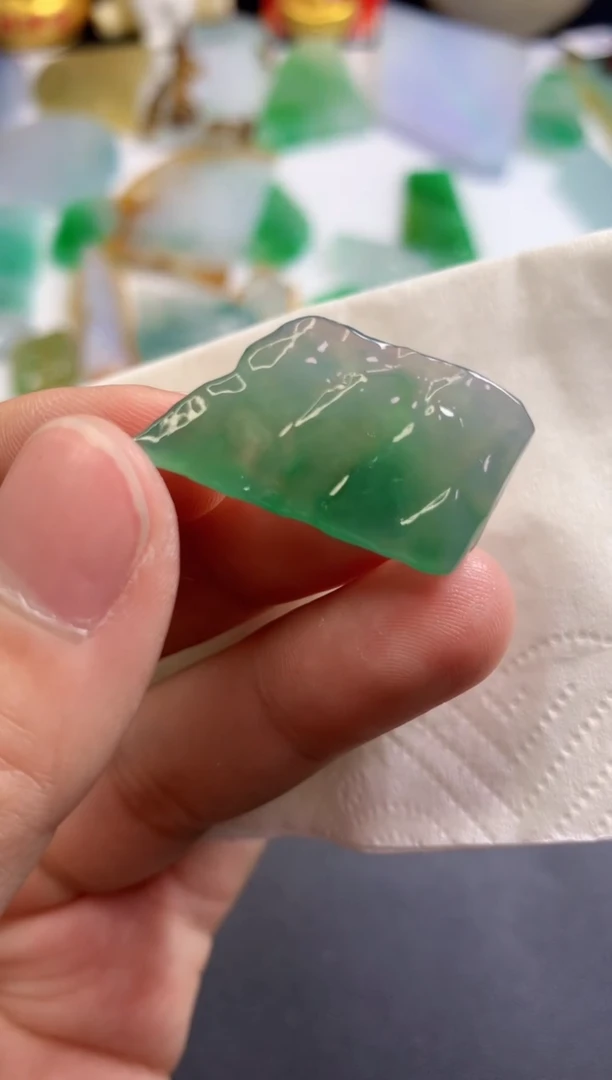 【闪购商品】翡翠吊坠(不含链)未镶嵌465