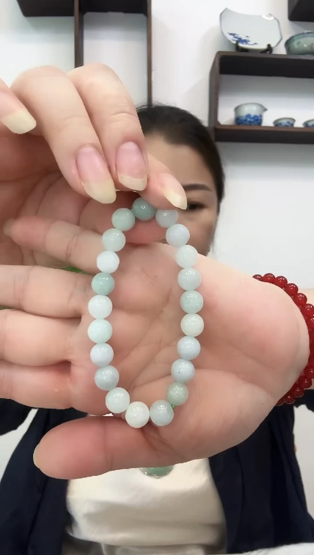 未镶嵌手串翡翠翡翠手串多样性