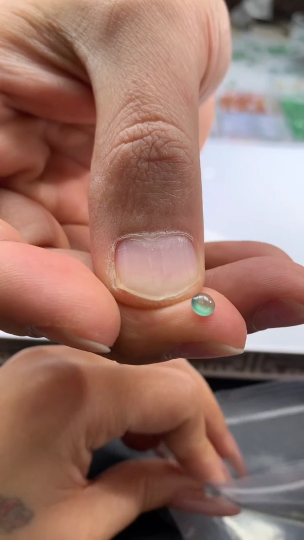 【闪购商品】定制翡翠未镶嵌翡翠